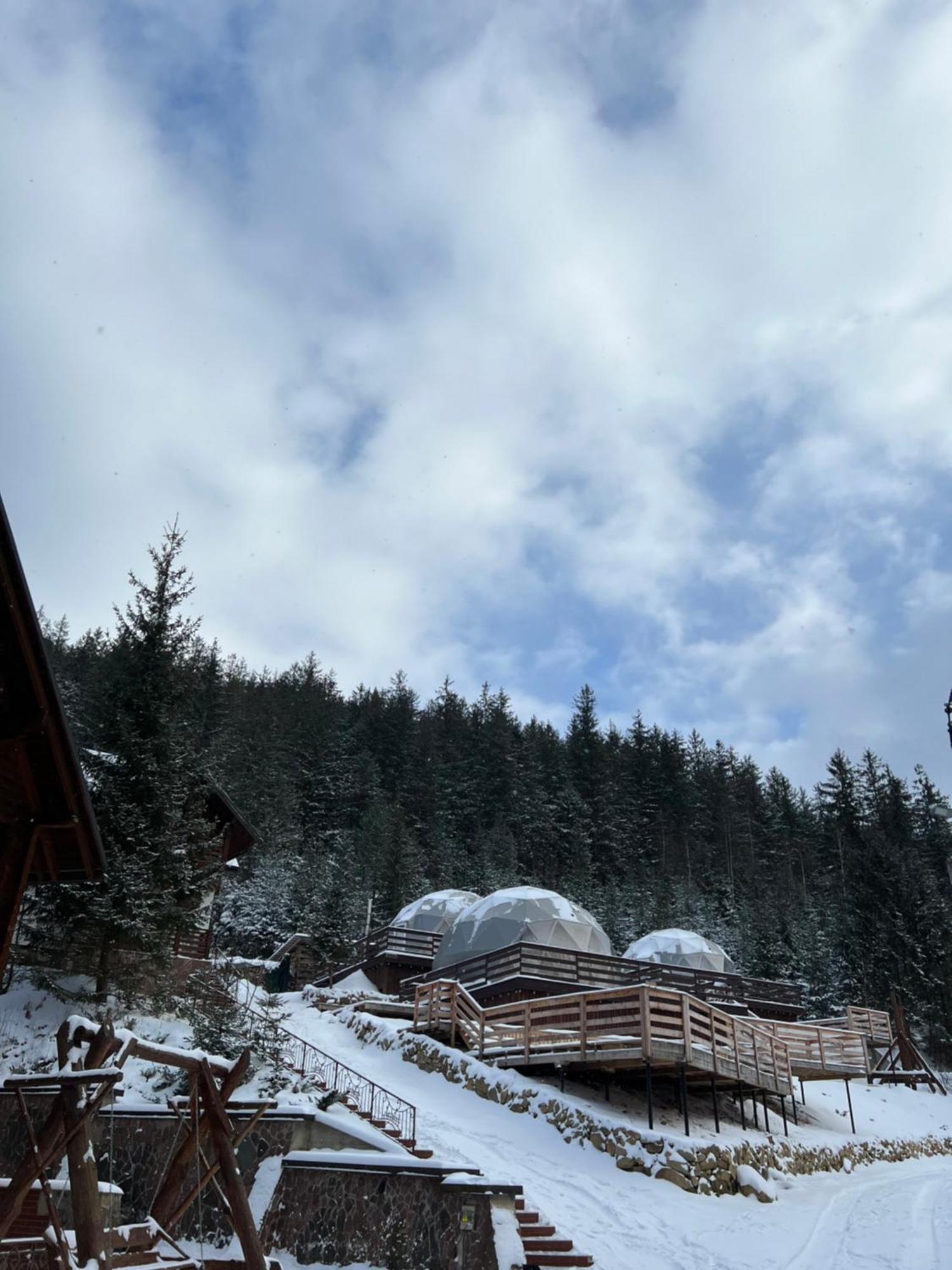 Karpatski Dzherela Yaremche Luaran gambar