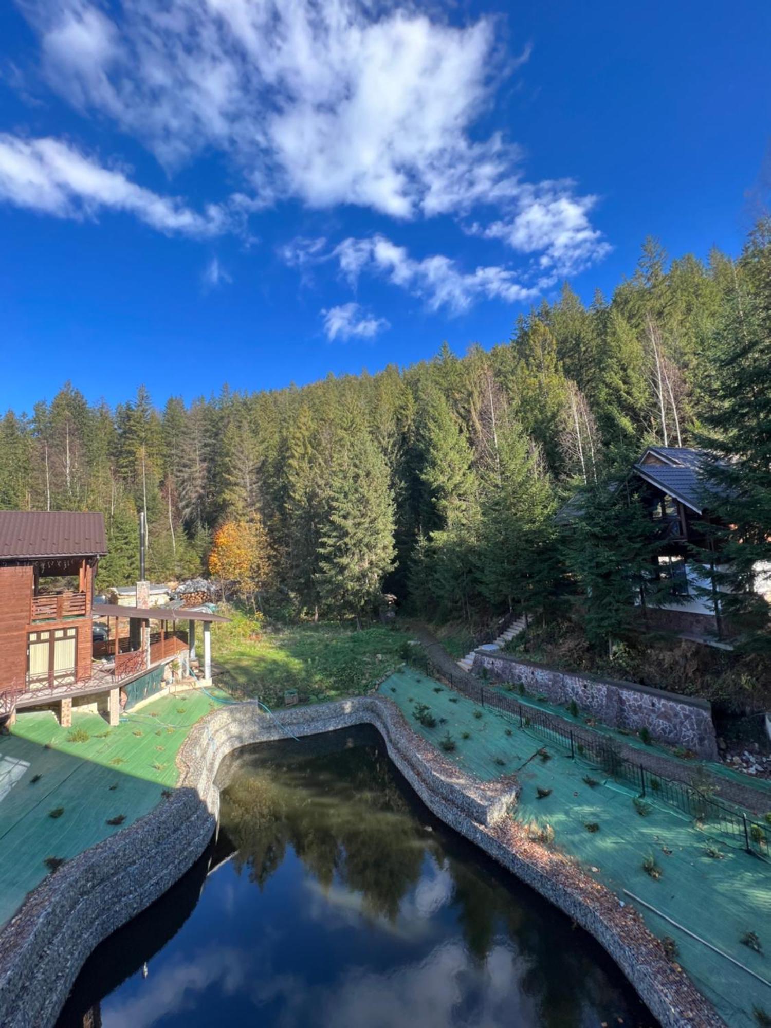Karpatski Dzherela Yaremche Luaran gambar