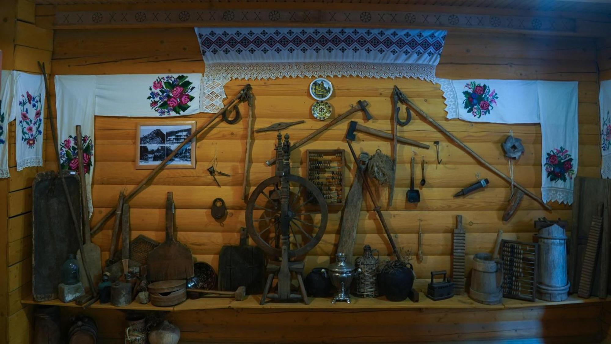 Karpatski Dzherela Yaremche Luaran gambar